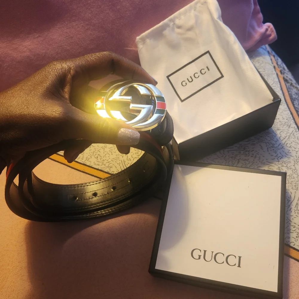 Gucci Black Leather Belt with Gold GG Buckle and Red-Green Stripe